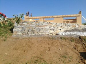 gneis_trockenmauer_04
